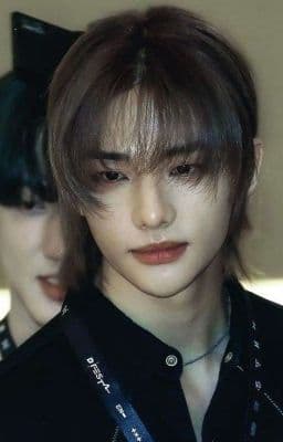 Hwang Hyunjin's Image